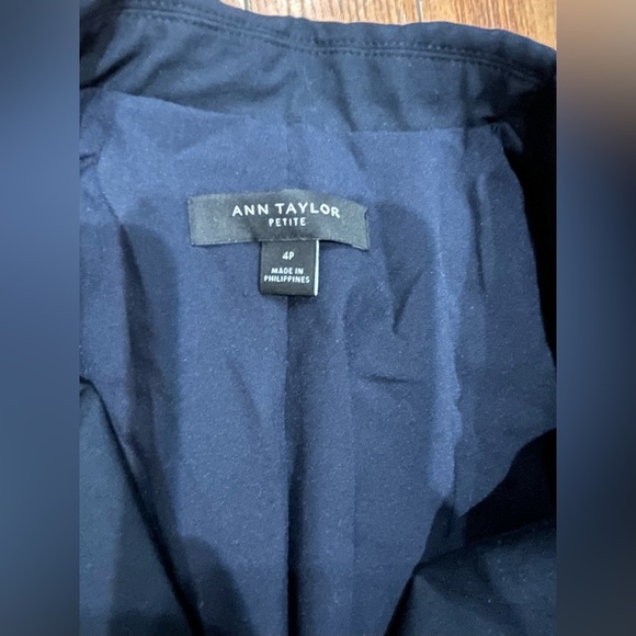 Ann Taylor Elegant Black Blazer - Picture 4 of 8